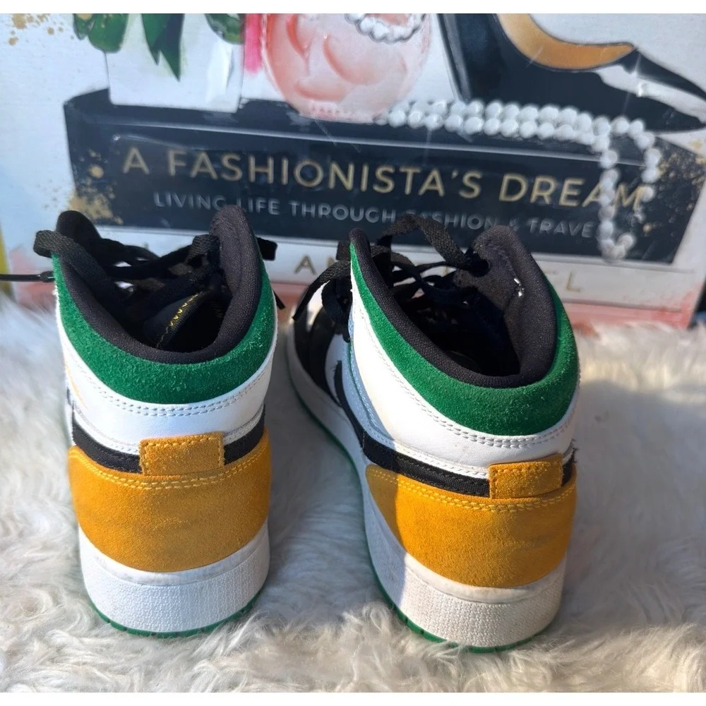 Nike Air Jordan 1 Mid SE GS Brazil White Green Yellow BQ6931-101 Womens 7